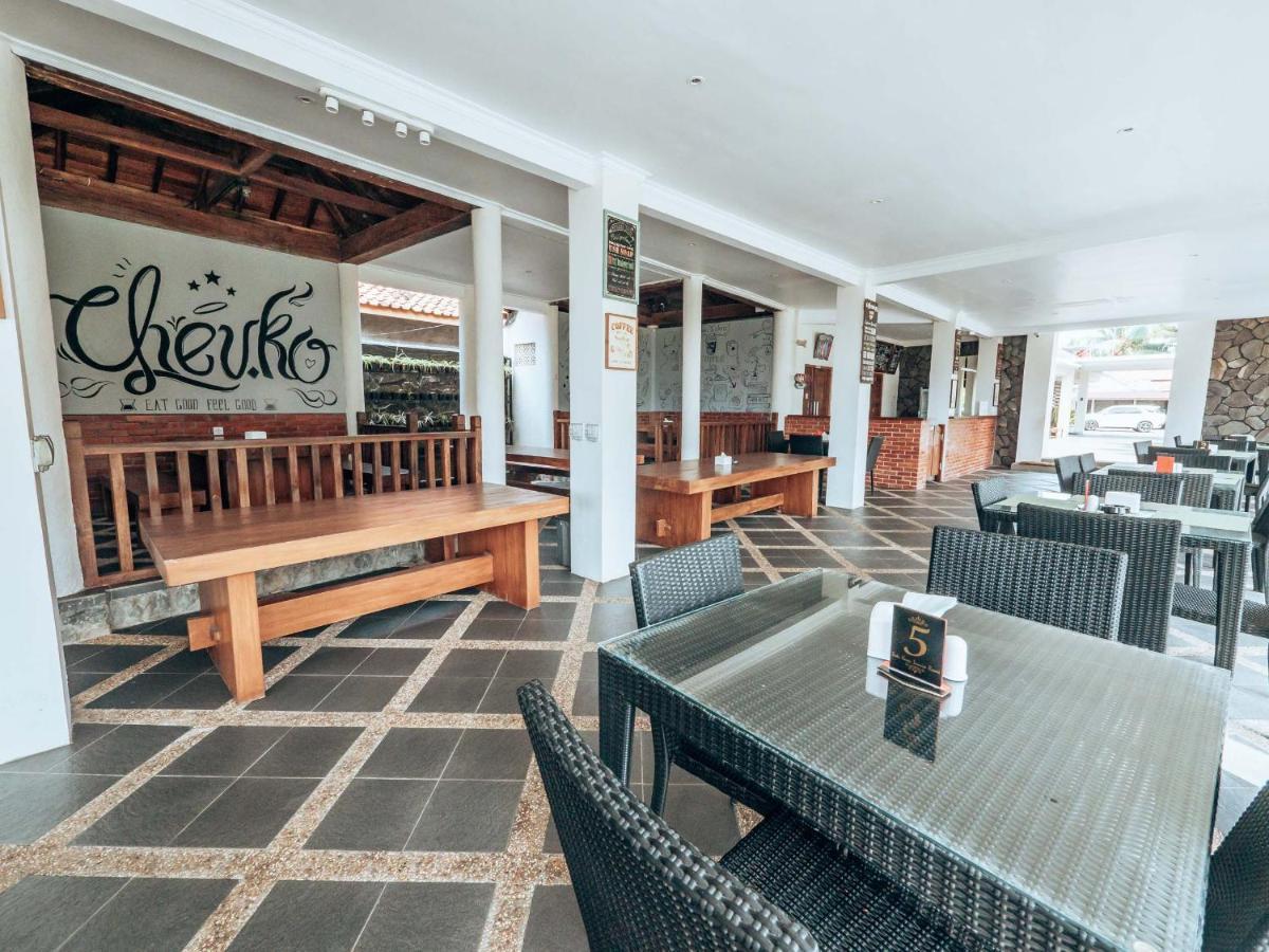Sunrise Resort Batukaras Экстерьер фото